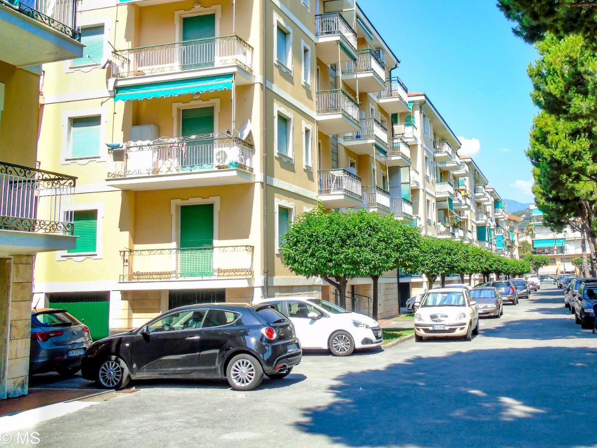 Pietra Home, Posto Auto, Ac ,Wifi, 150Mt Dal Mare Pietra Ligure Exteriér fotografie