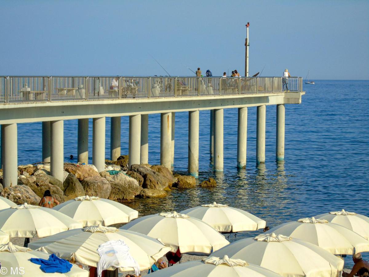 Pietra Home, Posto Auto, Ac ,Wifi, 150Mt Dal Mare Pietra Ligure Exteriér fotografie