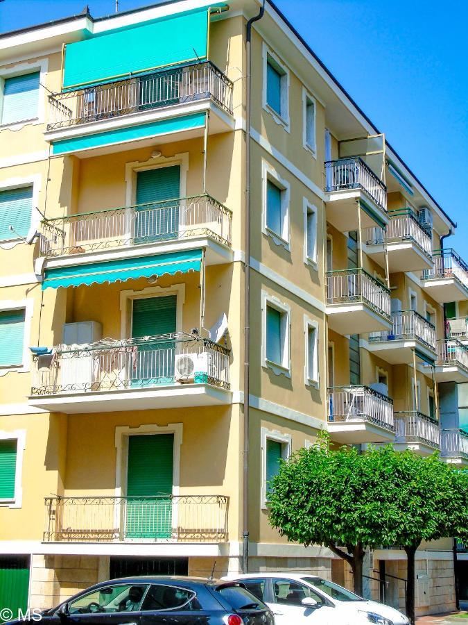 Pietra Home, Posto Auto, Ac ,Wifi, 150Mt Dal Mare Pietra Ligure Exteriér fotografie